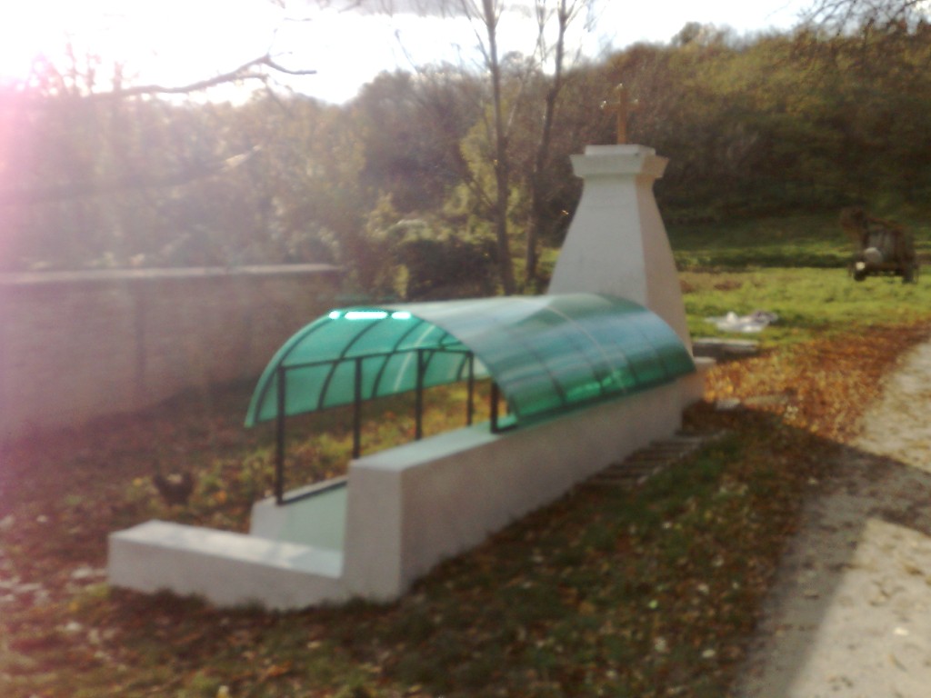 Фотографија из галерије Манастира Кувеждин, 2007 (34)